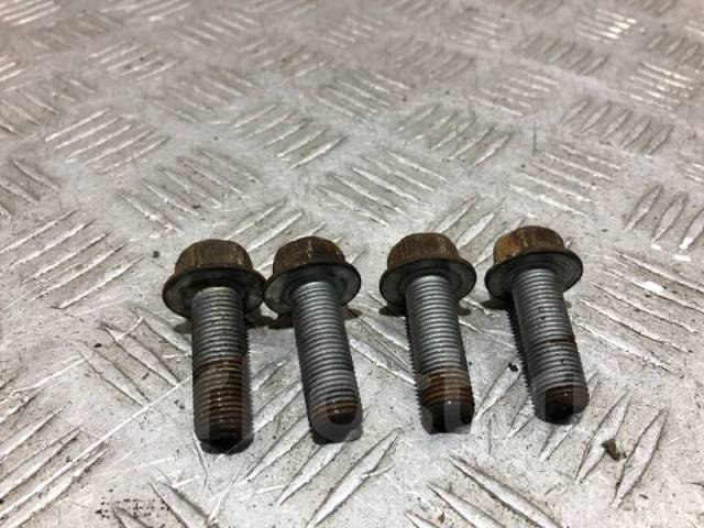 Болт подвески Nissan Qashqai 2008 081B42355M J10 MR20DE, передний ...