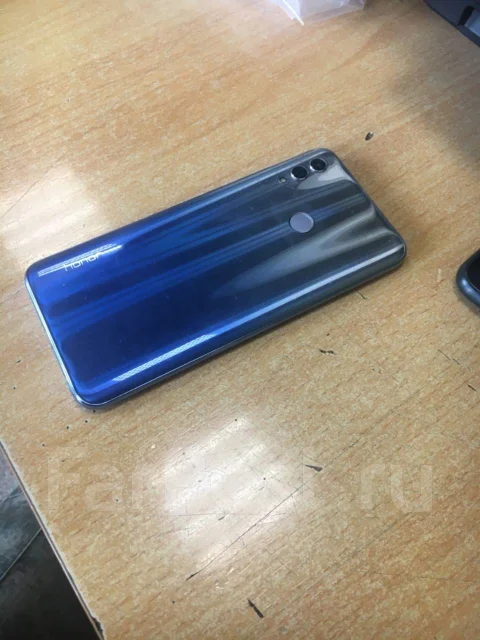 Honor 10 Lite. �/� ����