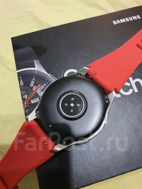 Samsung Galaxy Watch. GPS, NFC, IP67, IP68 ����