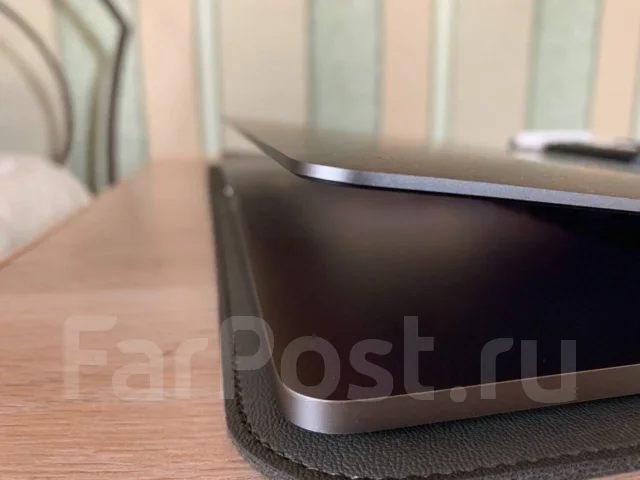 Apple MacBook Pro 15. 15.4", ��� 16 ��, ���� 256���, WiFi: 1, Bluetooth: 1 ����