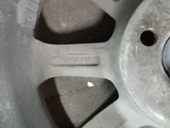 4 Racing. 6.5x15", 4x100 ����