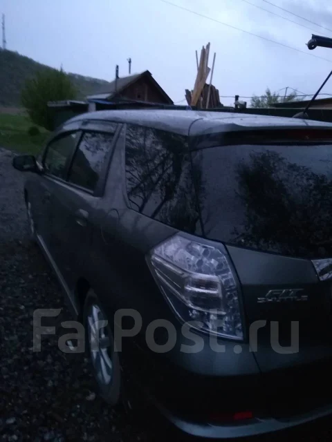 Honda Fit Shuttle. �������, ��������, 1.3 (88��.�.), ������, 6 000����. �� ����