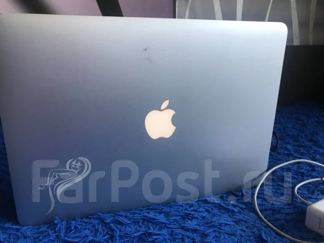 Apple MacBook Air 13 2010 Late. 13.3", ��� 2048 ��, ���� 128���, WiFi: 1, Bluetooth: 1 ����