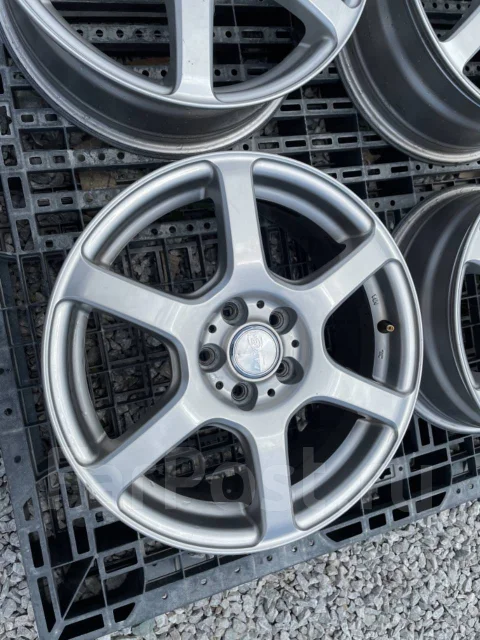 Yokohama Laycea 02. 6.5x16", 5x100, ET48, �� 67���. ����