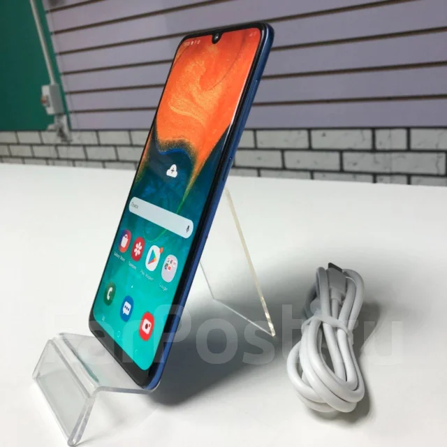 Samsung Galaxy A30. �/�, �����, 3G, 4G LTE, Dual-SIM ����