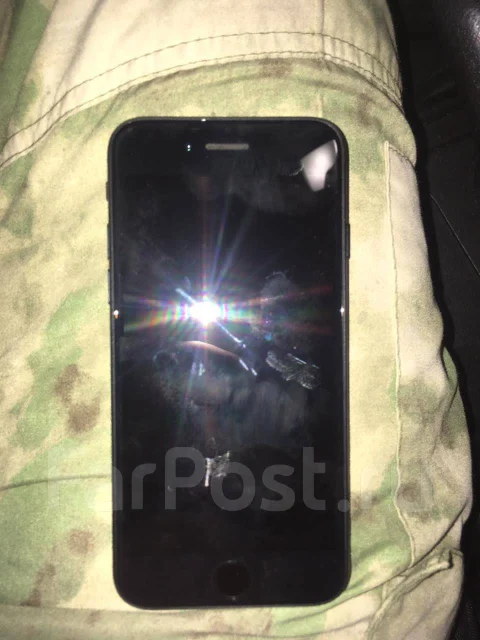 Apple iPhone SE. �����, ������, 4G LTE ����