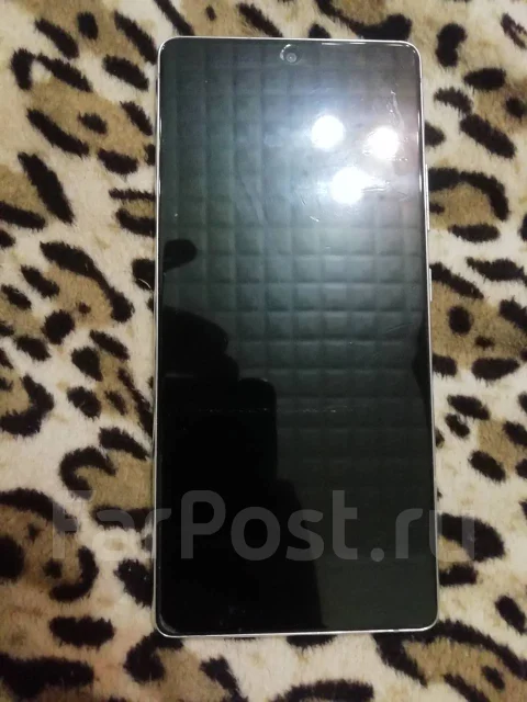Samsung Galaxy S10 Lite. �/�, �����, 4G LTE, Dual-SIM, NFC ����