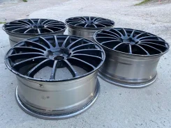 Yokohama Connoisseur 151c. 8.5x19", 5x114.3, ET52 ����