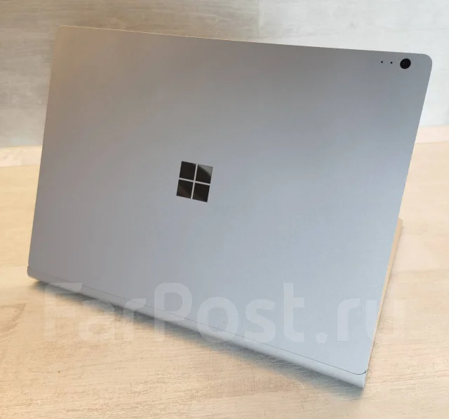 Microsoft Surface Book. 13.5", 3,5����, ��� 8 ��, ���� 256���, WiFi: 1, Bluetooth: 1, ����������� �� 17��. ����