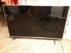 Hisense. LCD (��) ����