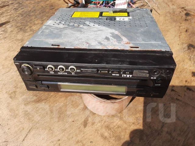 Akai ����