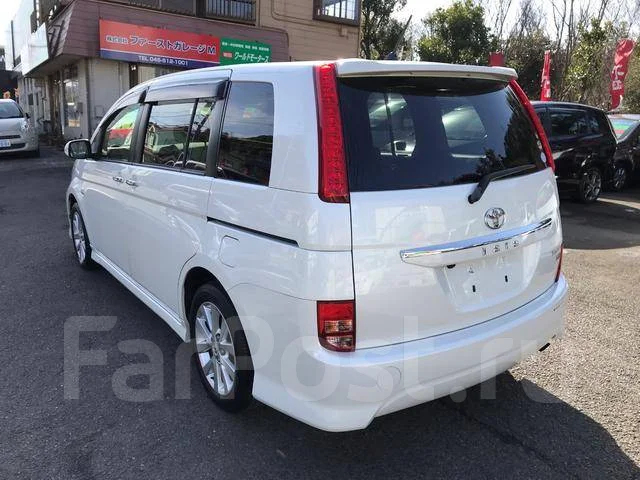 Toyota Isis. ��������, ��������, 1.8 (143��.�.), ������, �/�. ��� ����� �� ������������ ����