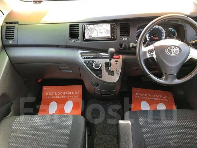 Toyota Isis. ��������, ��������, 1.8 (143��.�.), ������, �/�. ��� ����� �� ������������ ����