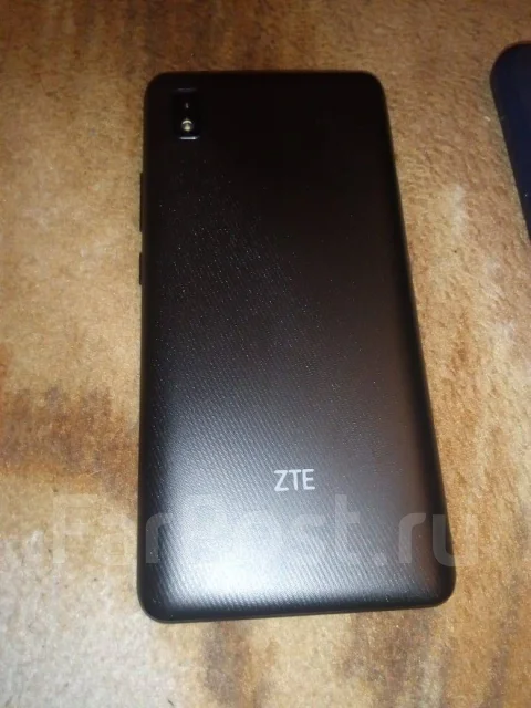 ZTE Blade L210. �/�, ������, 3G, Dual-SIM ����