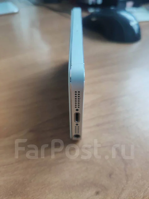 Apple iPhone 5. �/�, �����, 4G LTE ����