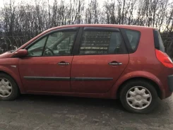 Renault Scenic. F4R ����