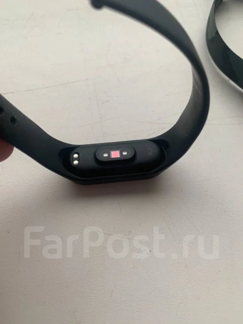 Xiaomi Mi Band 4. IP67 ����