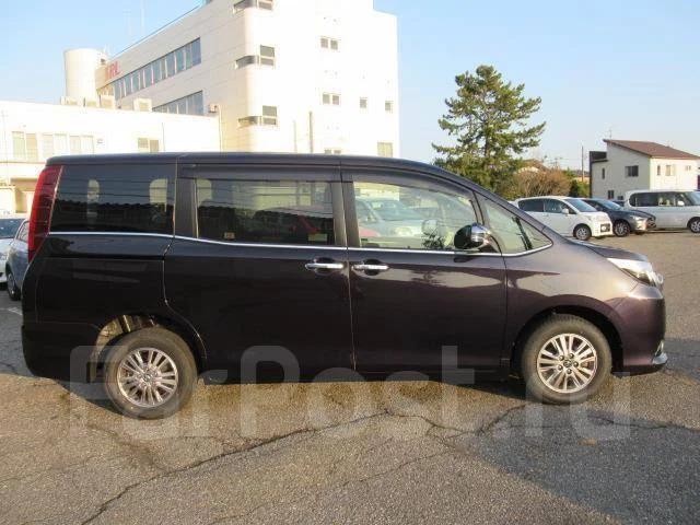 Toyota Esquire. ��������, 4wd, 2.0 (152��.�.), ������, 44 000����. ��, �/�. ��� ����� �� ������������ ����