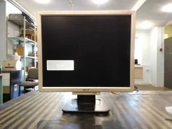 Acer. 17" ����