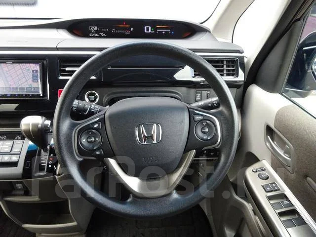 Honda Stepwgn. ��������, 4wd, 1.5 (150��.�.), ������, 21 000����. ��, �/�. ��� ����� �� ������������ ����