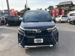 Toyota Voxy. ��������, 4wd, 2.0 (152��.�.), ������, 25 000����. ��, �/�. ��� ����� �� ������������ ����