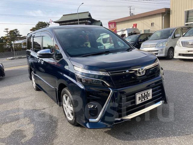 Toyota Voxy. ��������, 4wd, 2.0 (152��.�.), ������, 25 000����. ��, �/�. ��� ����� �� ������������ ����