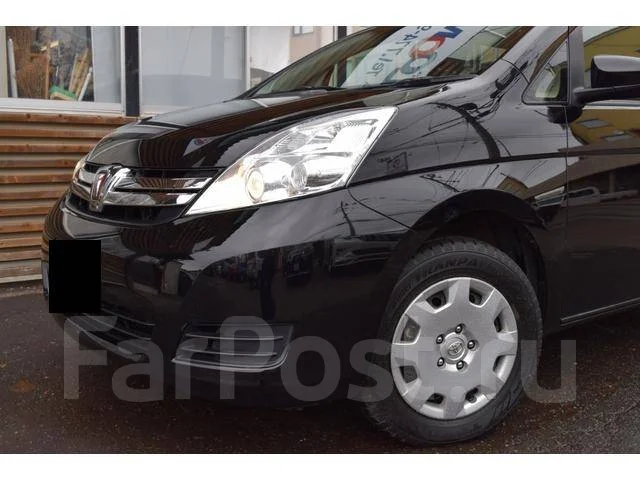Toyota Isis. ��������, 4wd, 1.8 (130��.�.), ������, 70 000����. ��, �/�. ��� ����� �� ������������ ����