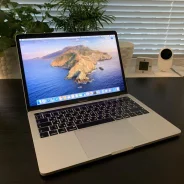 Apple MacBook 13. 13", ��� 8 ��, ���� 128���, WiFi: 1, Bluetooth: 1 ����