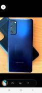 Samsung Galaxy S20 FE. / 