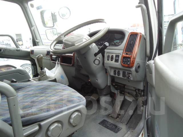 Mitsubishi Fuso ����