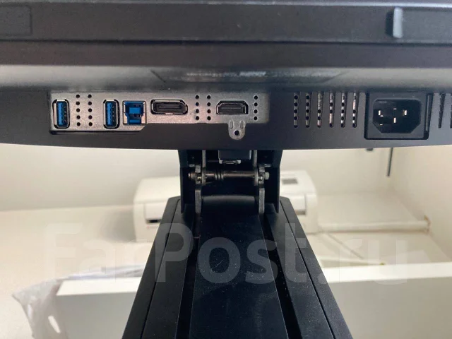 Dell. 24" ����