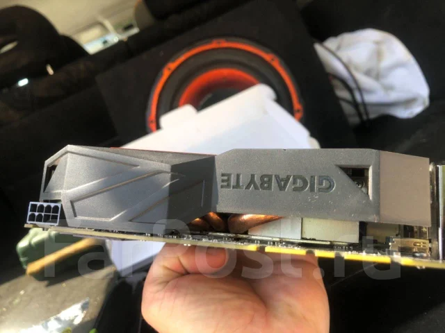 GeForce GTX 1070 ����