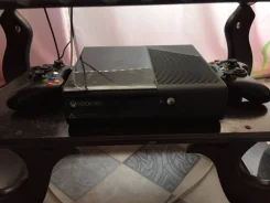 Microsoft Xbox 360 E ����