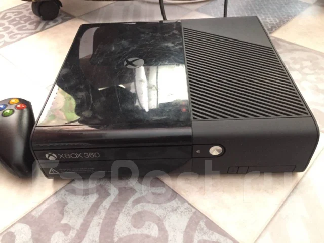 Microsoft Xbox 360 E ����