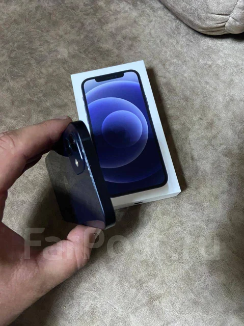 Apple iPhone 12. �/�, ������, 3G, 4G LTE, NFC ����