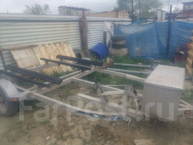 Triton Trailers ����