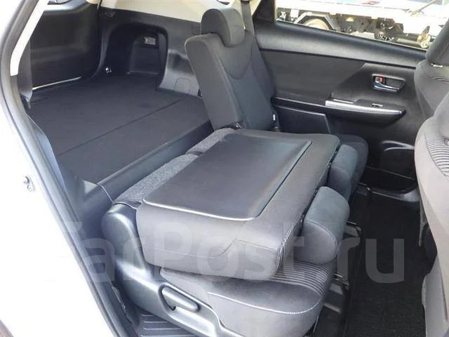 Toyota Prius a. ��������, ��������, 1.8 (99��.�.), ������, 7 100����. ��, �/�. ��� ����� �� ������������ ����