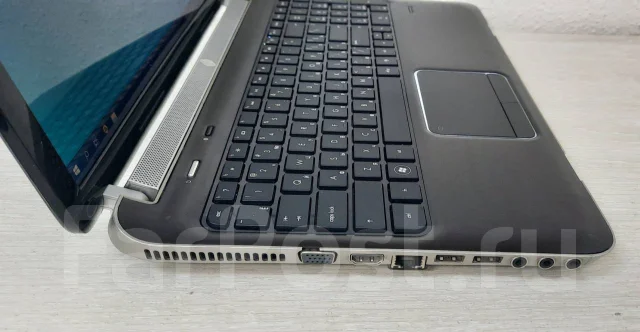 HP Pavilion dv6-6103er. 15.6", 1,6����, ��� 4 ��, ���� 240���, WiFi: 1, Bluetooth: 1, ����������� �� 1��. ����