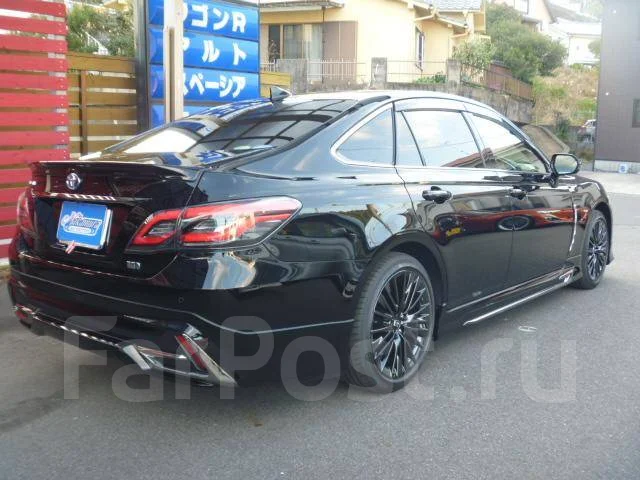Toyota Crown. ��������, 4wd, 2.5 (178��.�.), ������, 33 000����. ��, �/�. ��� ����� �� ������������ ����