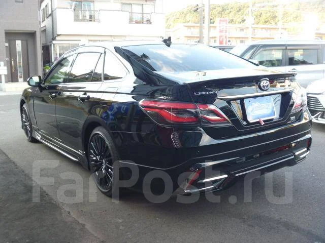 Toyota Crown. ��������, 4wd, 2.5 (178��.�.), ������, 33 000����. ��, �/�. ��� ����� �� ������������ ����