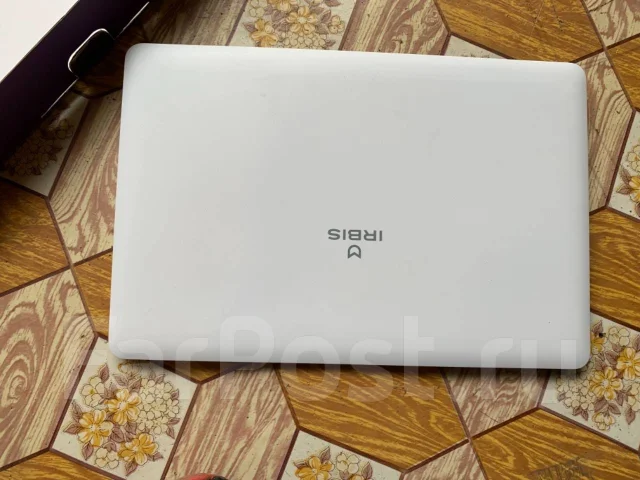 IRBIS. 14", 1����, ��� 2048 ��, ���� 32���, WiFi: 1, Bluetooth: 1, ����������� �� 5��. ����