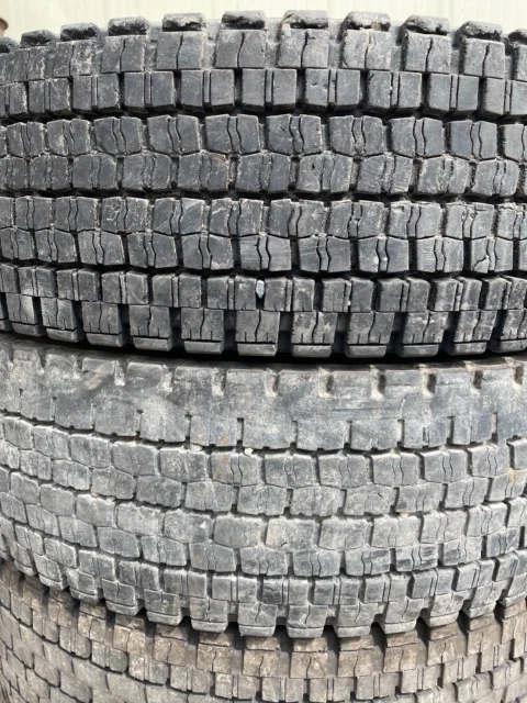 Dunlop Dectes SP001. ������, 2017 ���, �/�, ����� 40 % ����