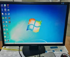 Samsung. 22" ����