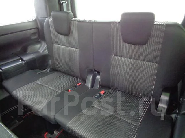 Toyota Voxy. ��������, 4wd, ������. ��� ����� �� ������������ ����