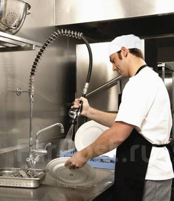 Фото посудомойщицы на работе