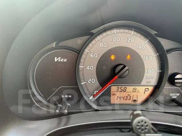 Toyota Vitz. ��������, 4wd, 1.3 (95��.�.), ������, 14 000����. ��, �/�. ��� ����� �� ������������ ����