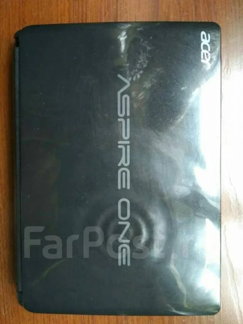 Acer Aspire One D270-268kk. 10.6", 1,6����, ��� 2048 ��, ���� 500���, WiFi: 1, Bluetooth: 1, ����������� �� 4��. ����