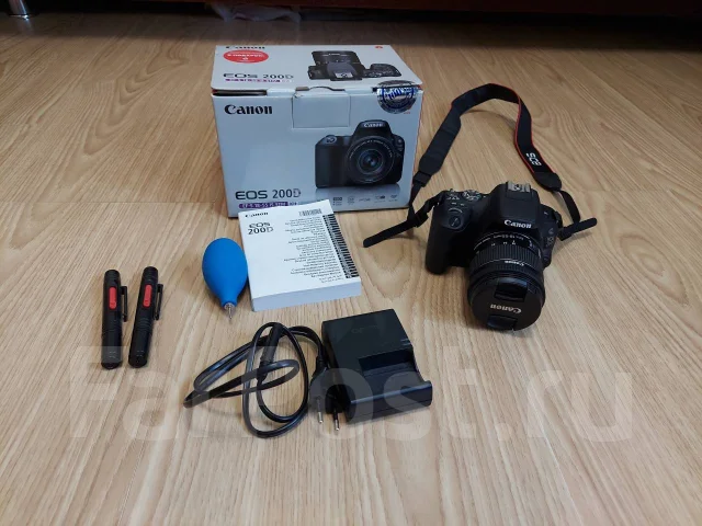 Canon EOS 200D ����