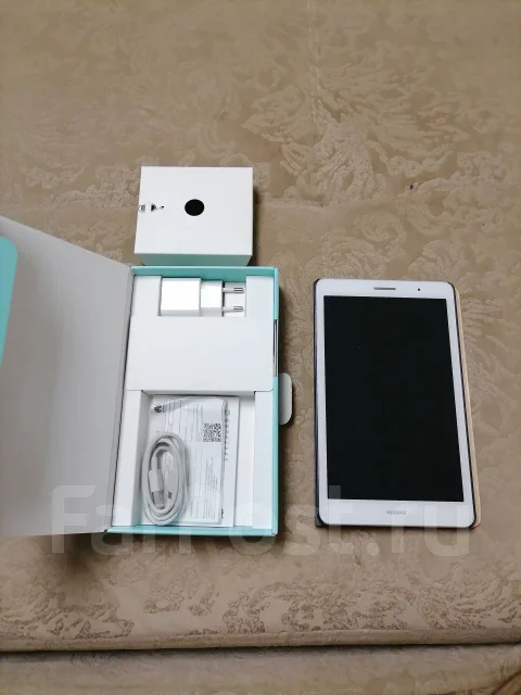 Huawei MediaPad T3 8.0 ����