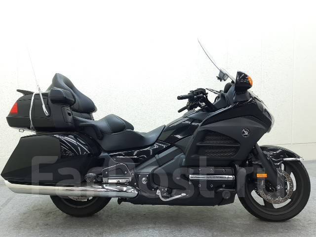 Honda GL 1800 Gold Wing 2014 1 800 . 4 36 146 1 410 000